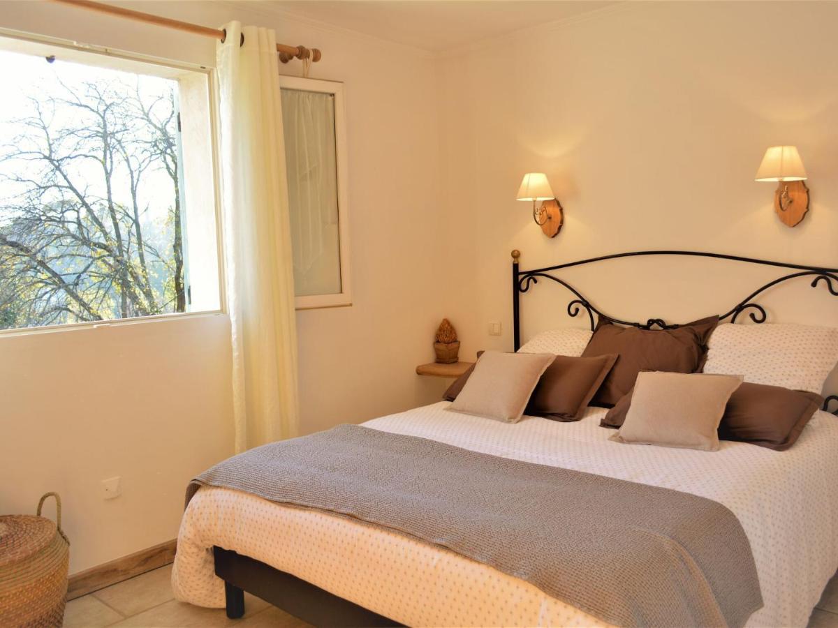 Peaceful Villa In Saint Paul De Vence With Pool מראה חיצוני תמונה